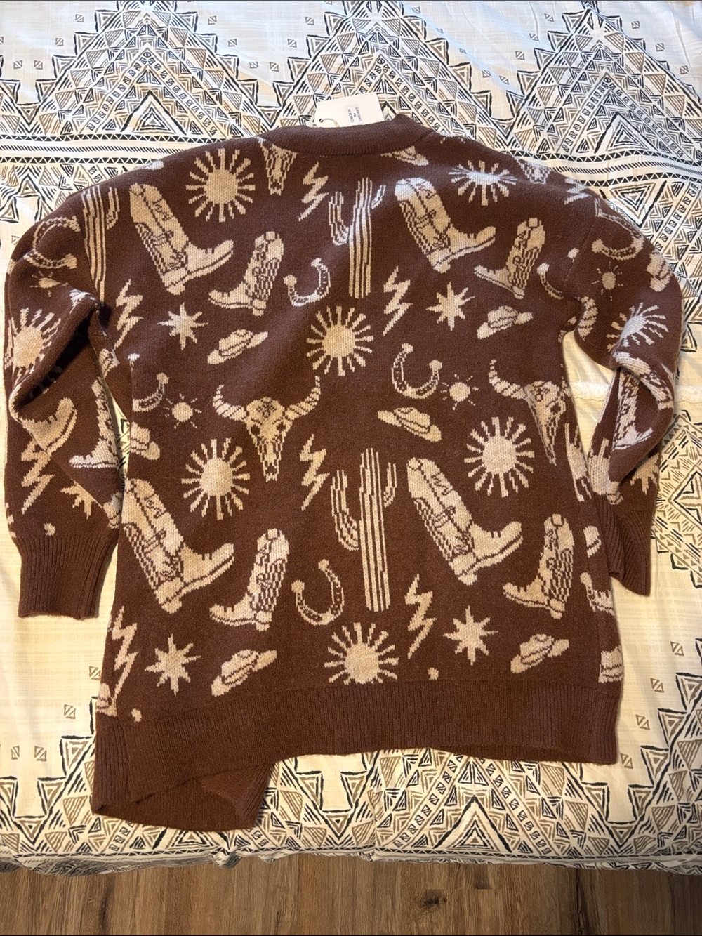 NWT Very J Cowboy Desert Theme Cardigan - Picture 6 of 6